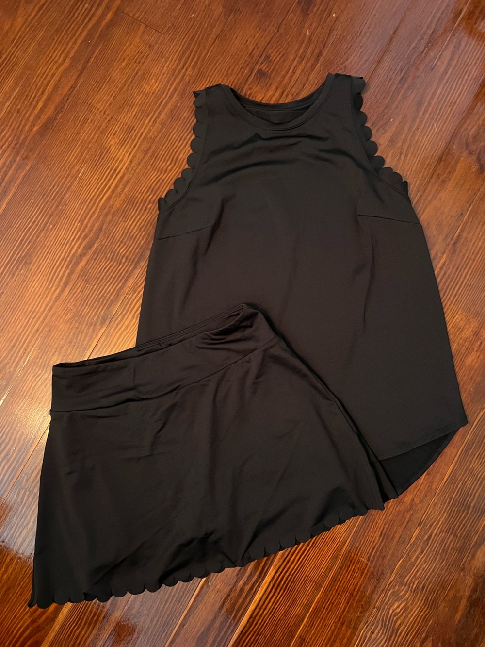 crown & ivy Black Scallop-Trim Bike Shorts